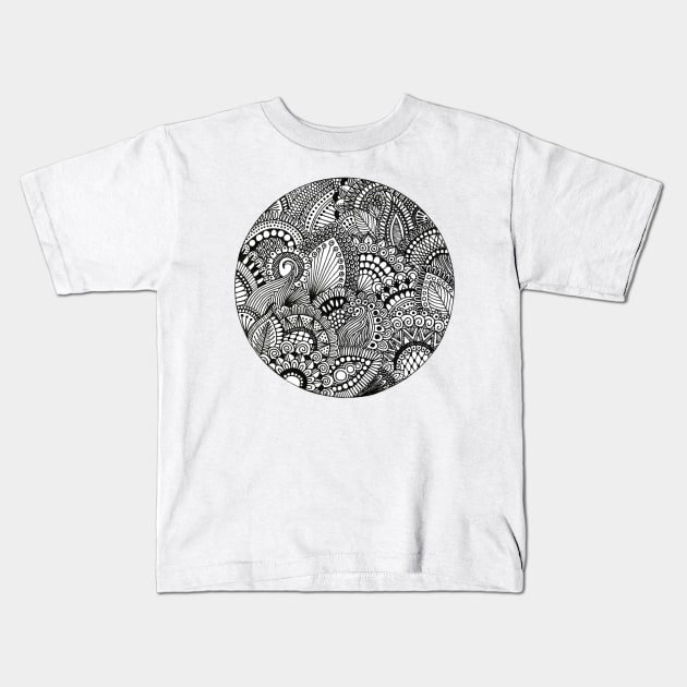 Zentangle circle Kids T-Shirt by calenbundalas